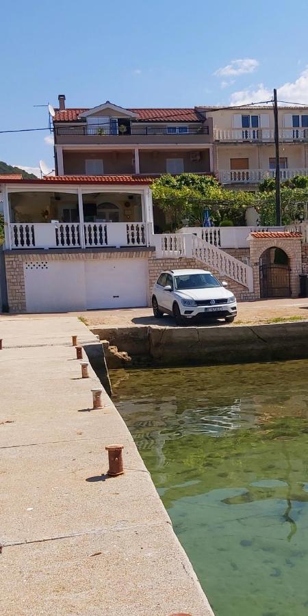 Meduza B&B Barbat na Rabu Exterior photo