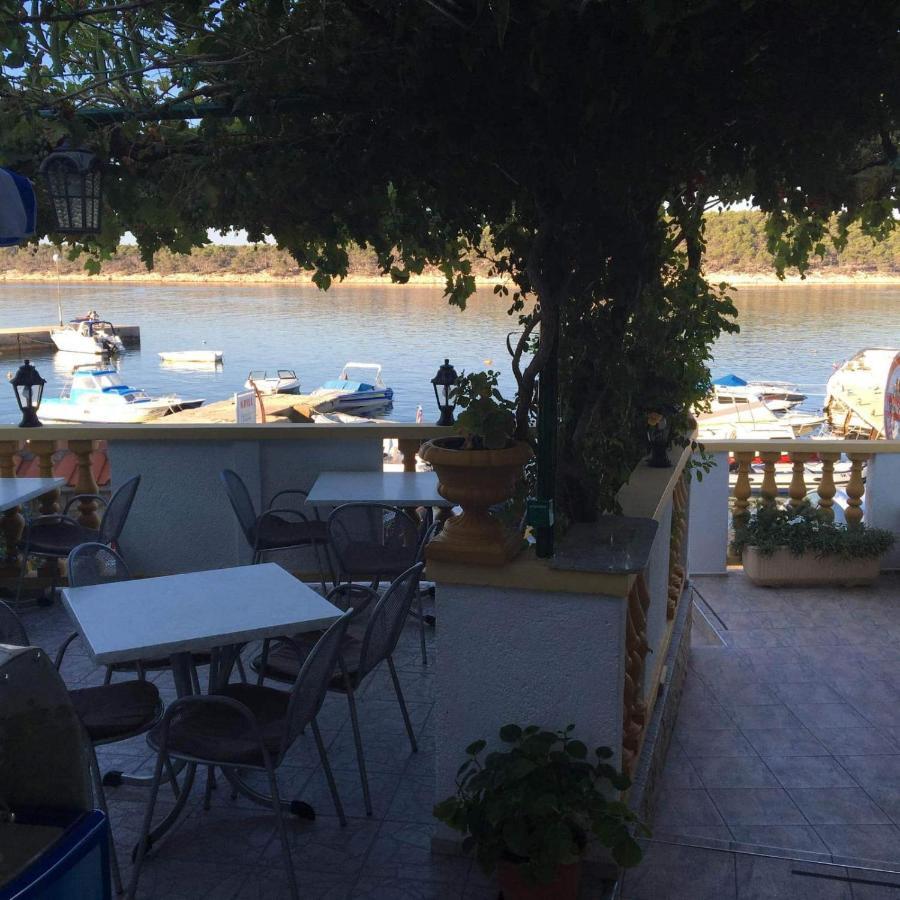 Meduza B&B Barbat na Rabu Exterior photo