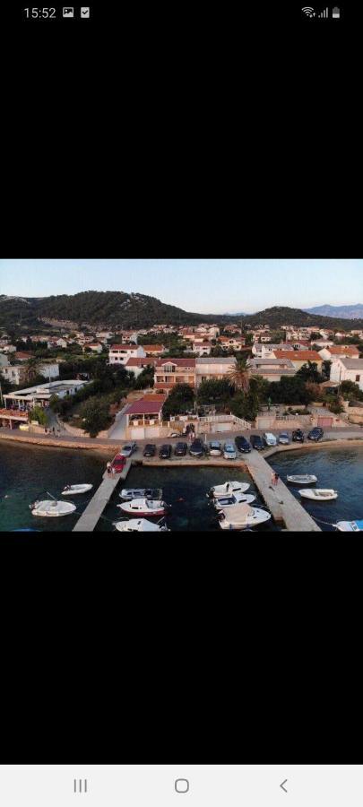 Meduza B&B Barbat na Rabu Exterior photo