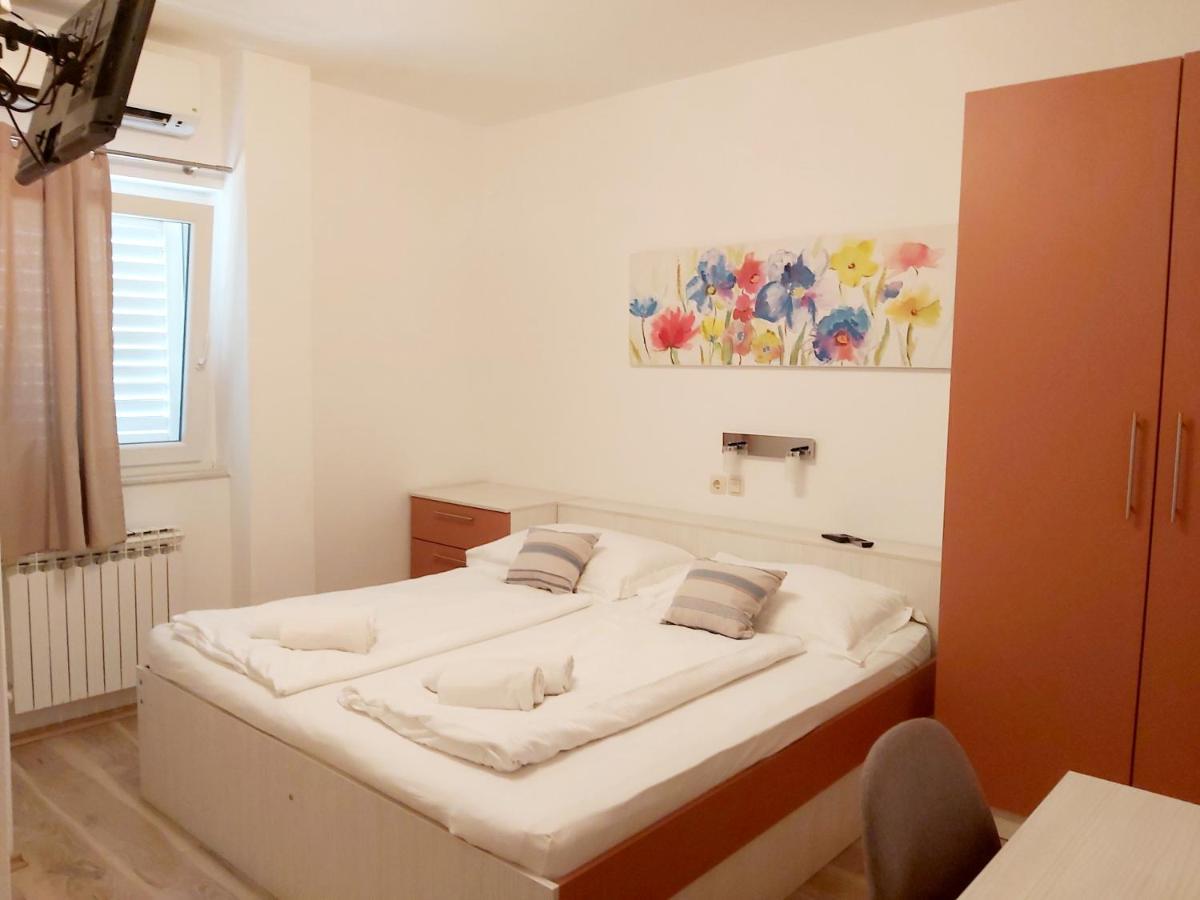 Meduza B&B Barbat na Rabu Exterior photo